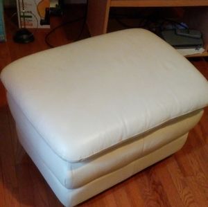 Italian white ottoman